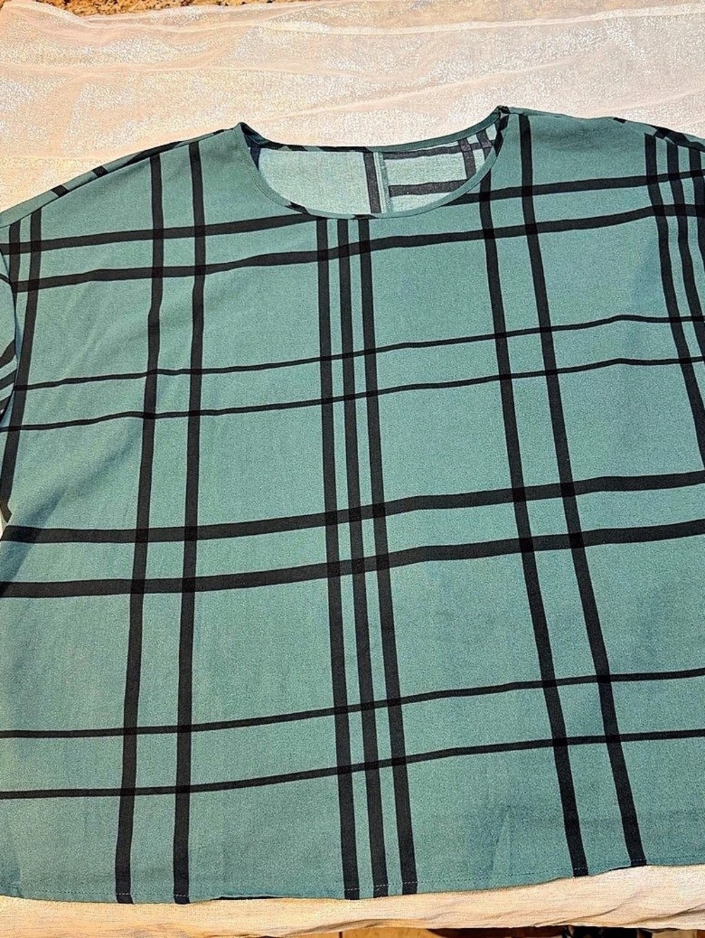 SheIn Curve Plaid Short Sleeve Blouse in Green & Black Size 3XL